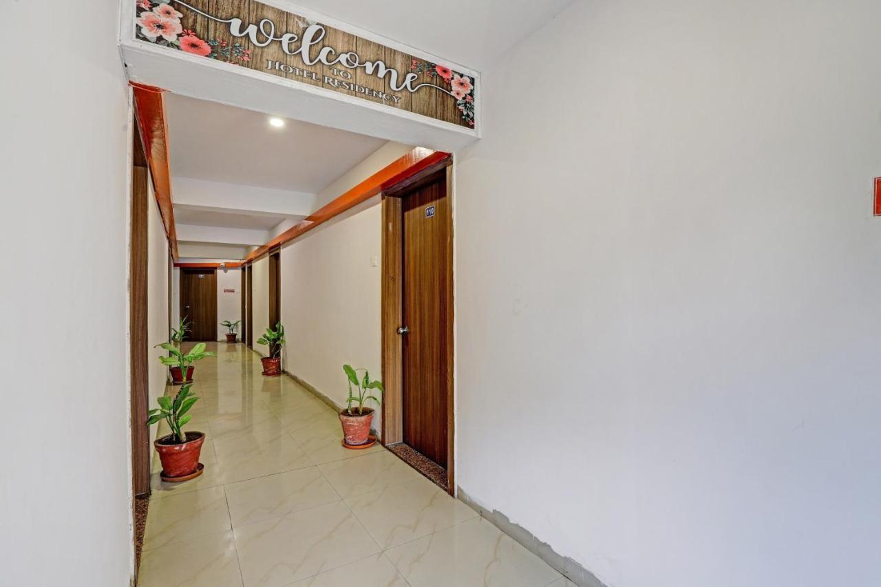 Oyo Flagship Hotel Residency Silvassa Exterior photo