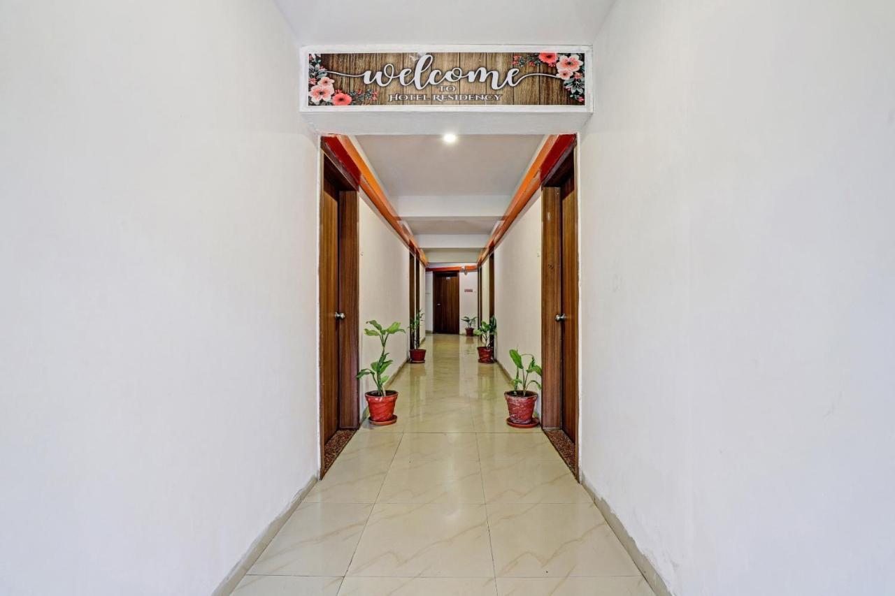 Oyo Flagship Hotel Residency Silvassa Exterior photo
