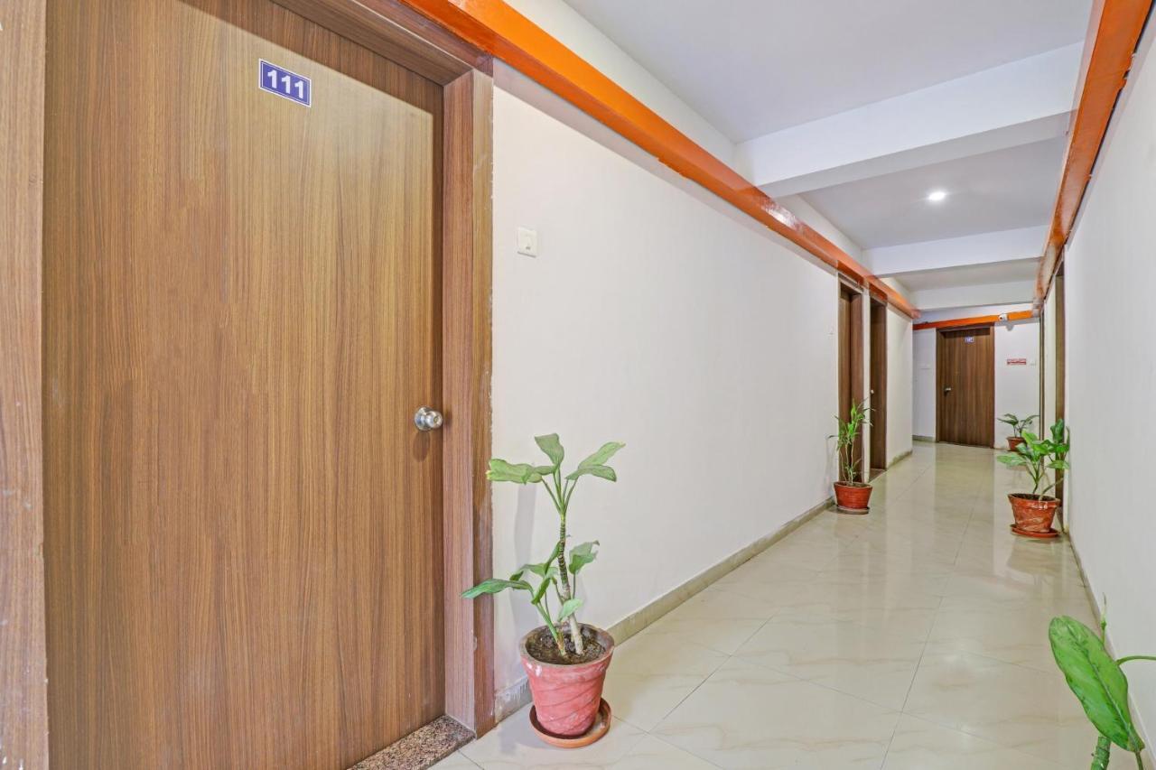 Oyo Flagship Hotel Residency Silvassa Exterior photo